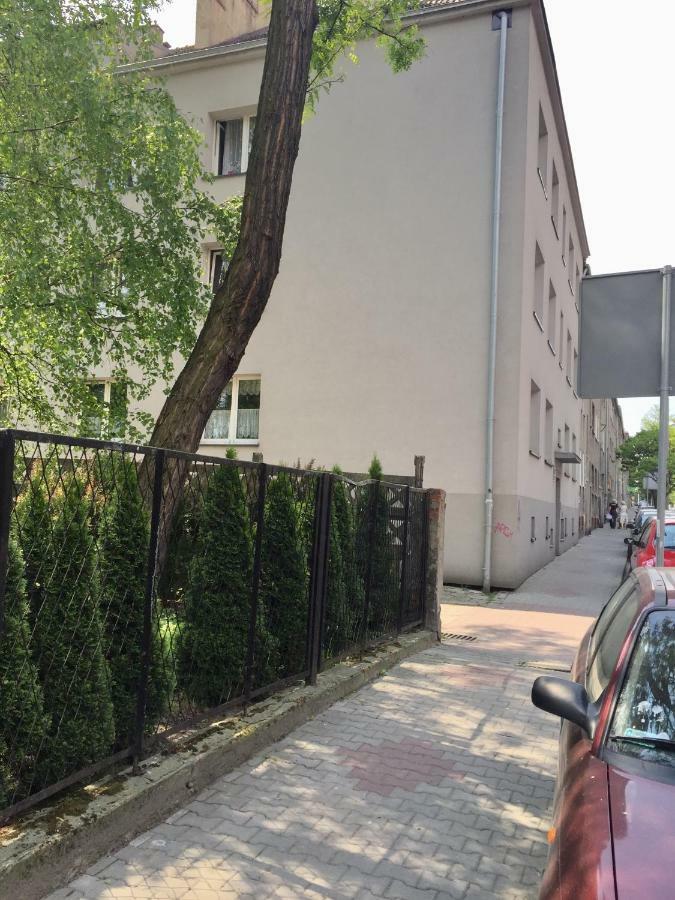 Apartament Joanna Parter Blisko Onkologii I Strefy Ekonomicznej Gliwice Exterior photo